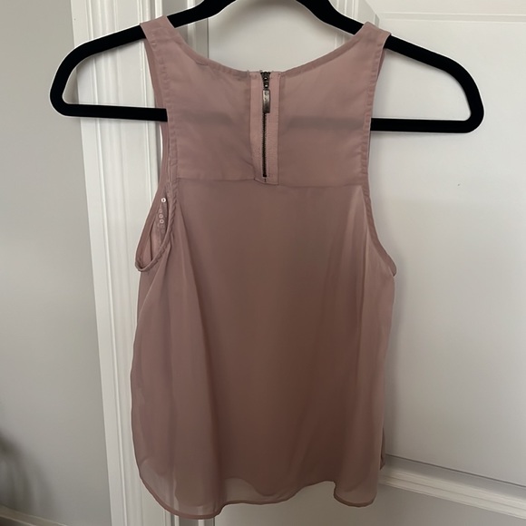 Pink sequins top - Picture 2 of 3